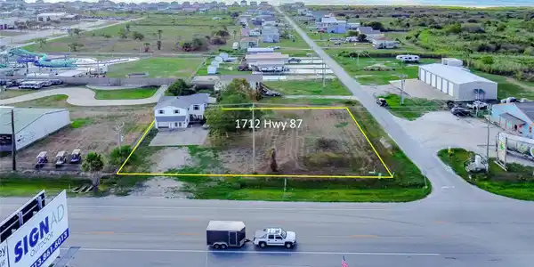 1712 Hwy 87