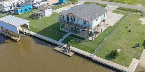 1163 County Road 209