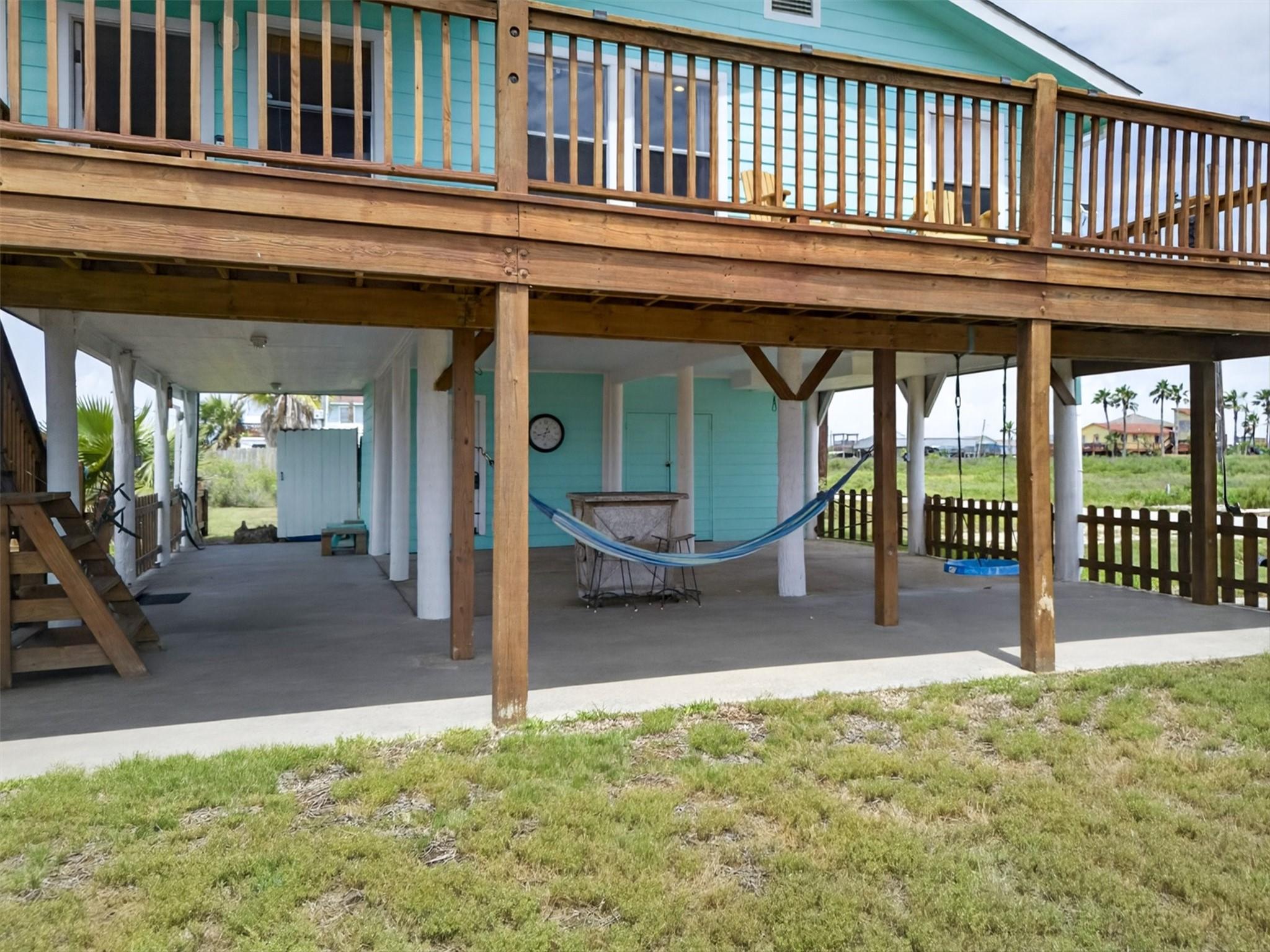 Image 4: Come on down and hang out in the coastal breezes