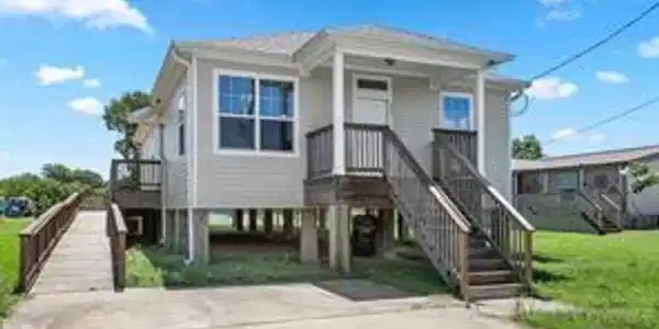331 6th Street
