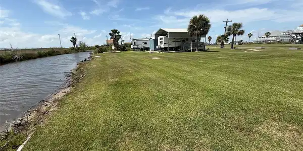 1283 N Monkhouse Drive