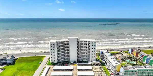 7700 Seawall Boulevard