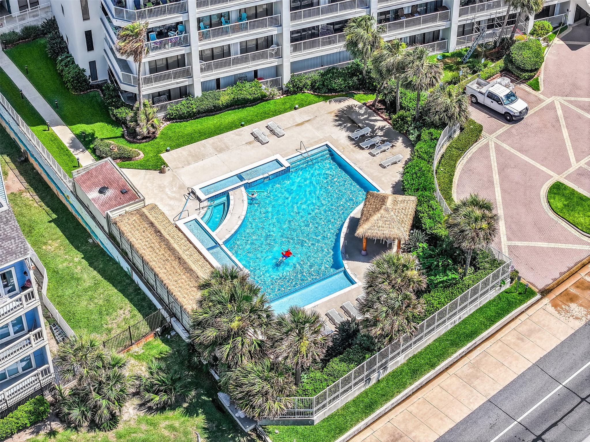 Image 4: Full resurfaced community pool.