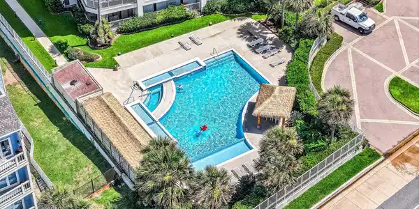 Image 4: Full resurfaced community pool.