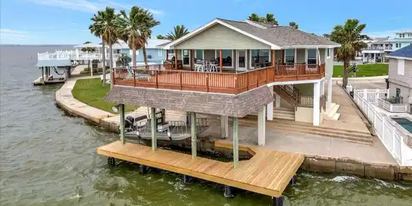126 Tamana Drive