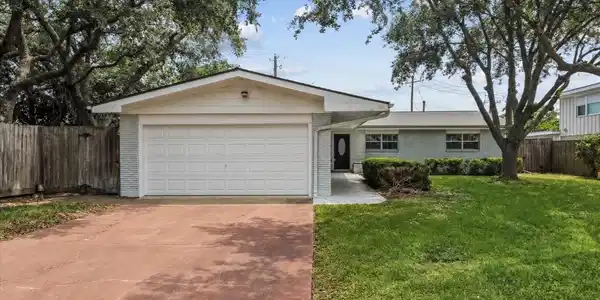 1506 Harbor View Circle