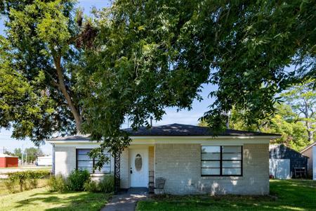 7917 N Martin Luther King Avenue