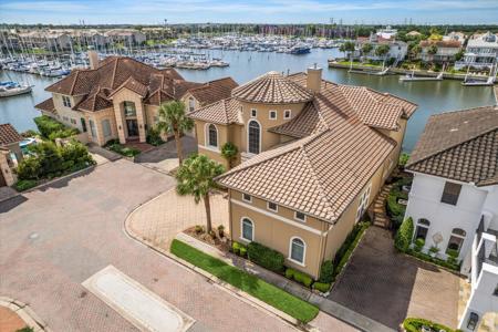627 Northport Lane