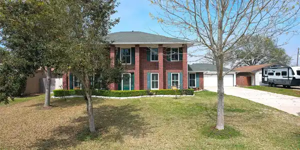 642 N Flamingo Drive