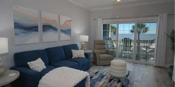 Image 3: Interior designer inspired furnishings and decor p