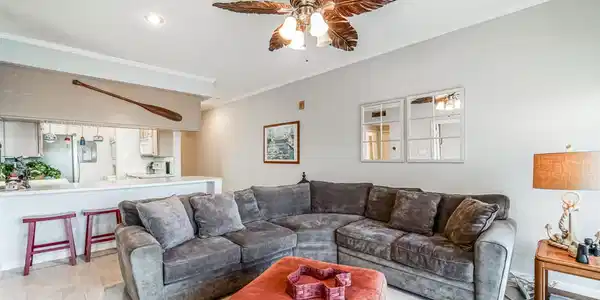 351 Lakeside Lane