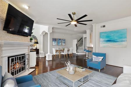 459 Mariners Drive