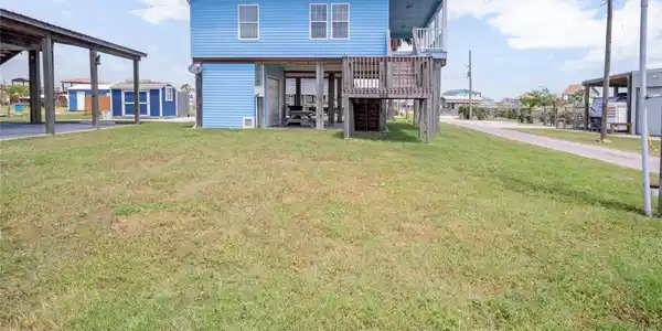 898 S Crystal Beach Road