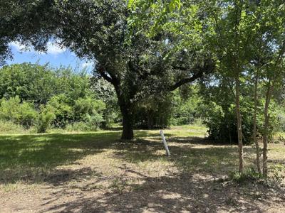 500 BLOCK Meadowlawn Avenue