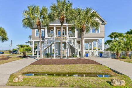 3635 Foremast Drive