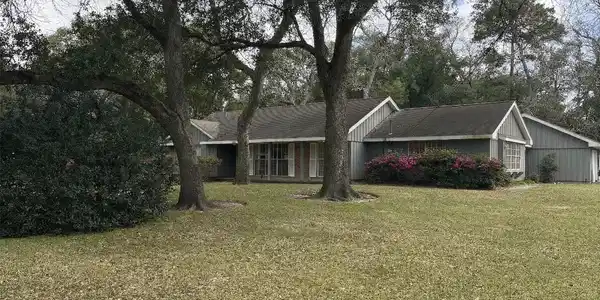 825 Shady Lane