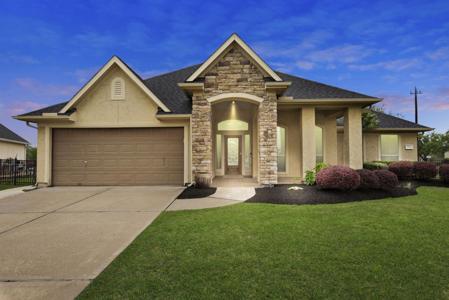 3921 Breezeway Court