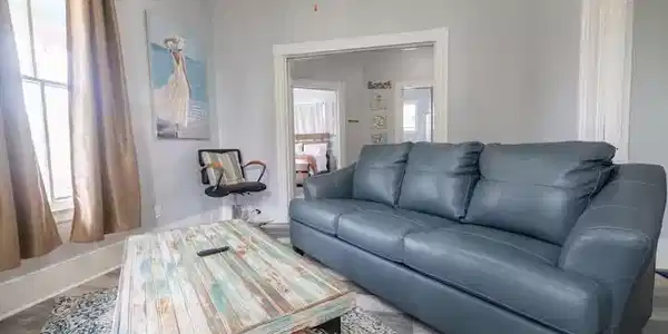 Image 2: Living Room