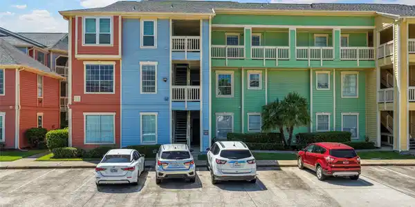 Image 4: Building #3