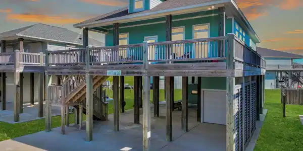974 Surf Road