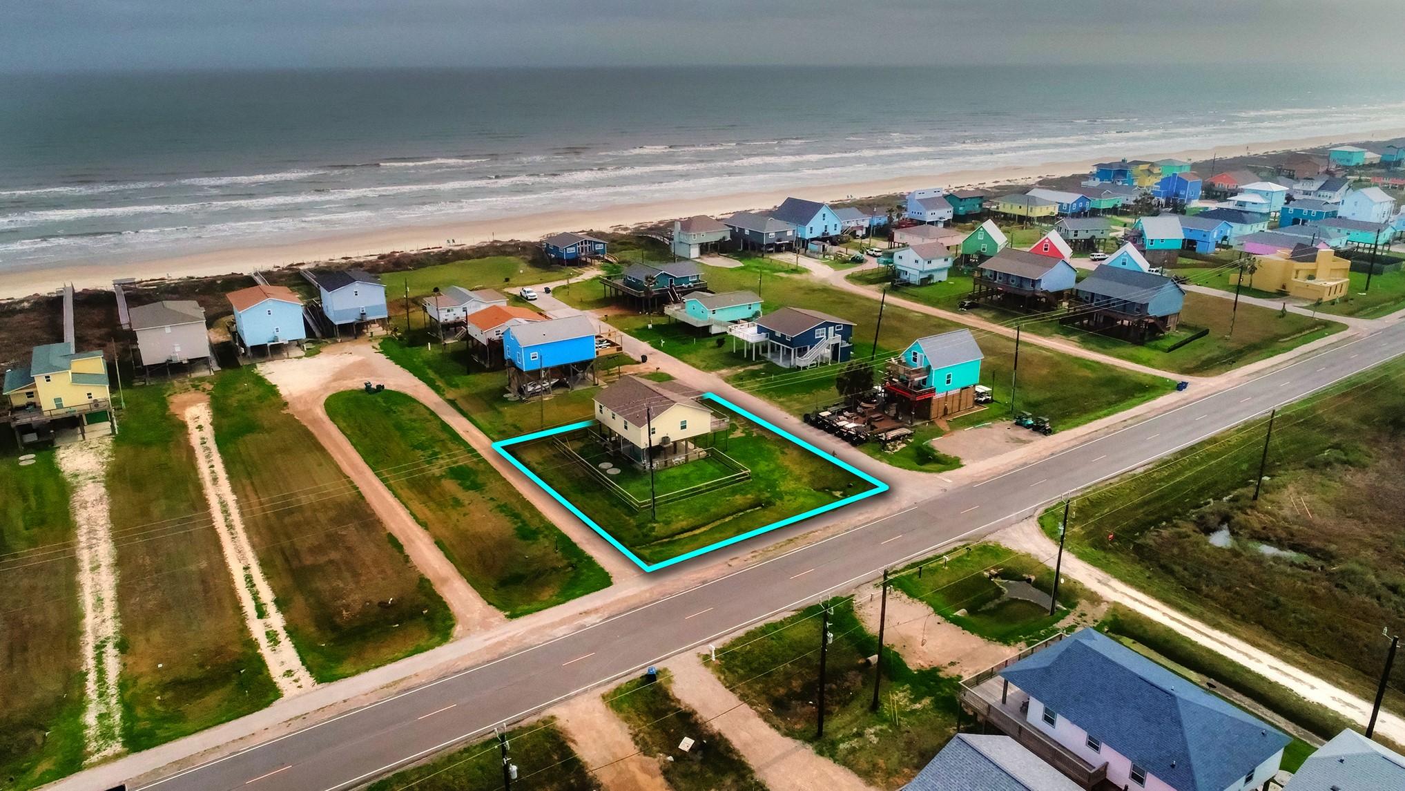 Image 4: Absolutely breathtaking! The view from this locati