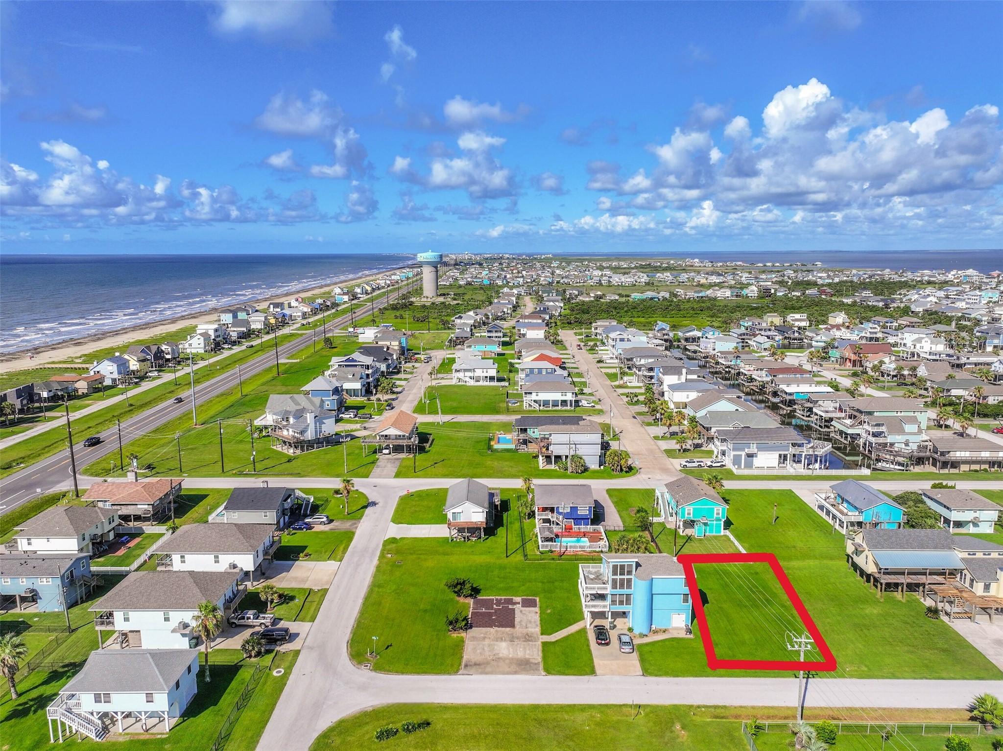 Image 2: Red line shows the approximate property line