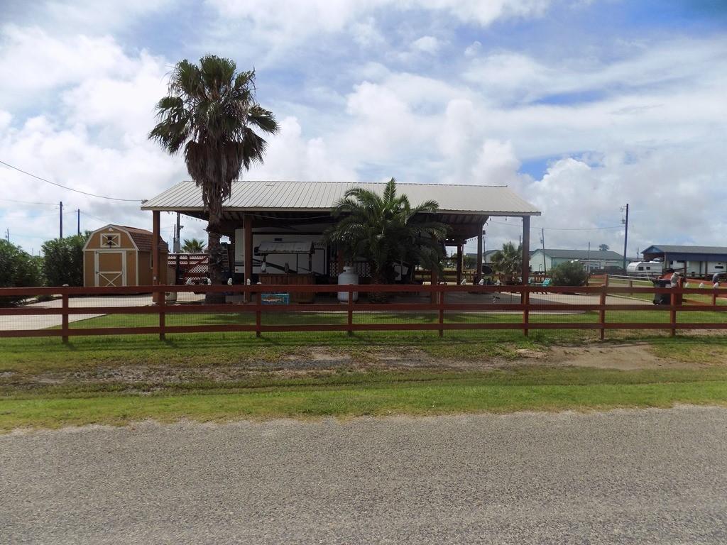Image 2: 2 concrete driveways