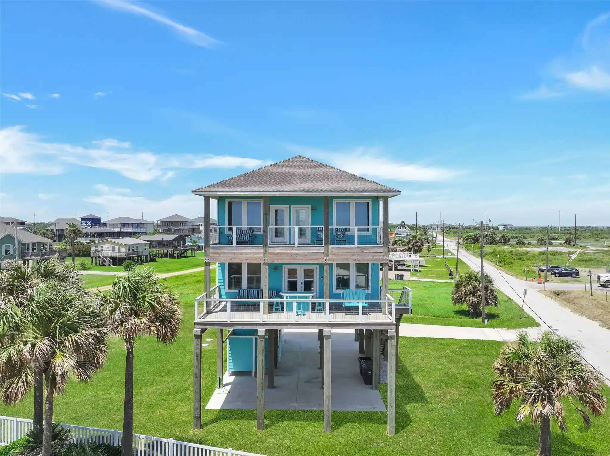 Image 1: Coastal architecture and multiple covered decks cr