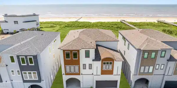 Image 2: True beachfront home along Galveston's west end be
