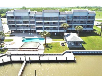 560 PLEASURE ISLAND Boulevard