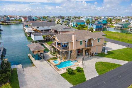 1301 Maui Dr Drive