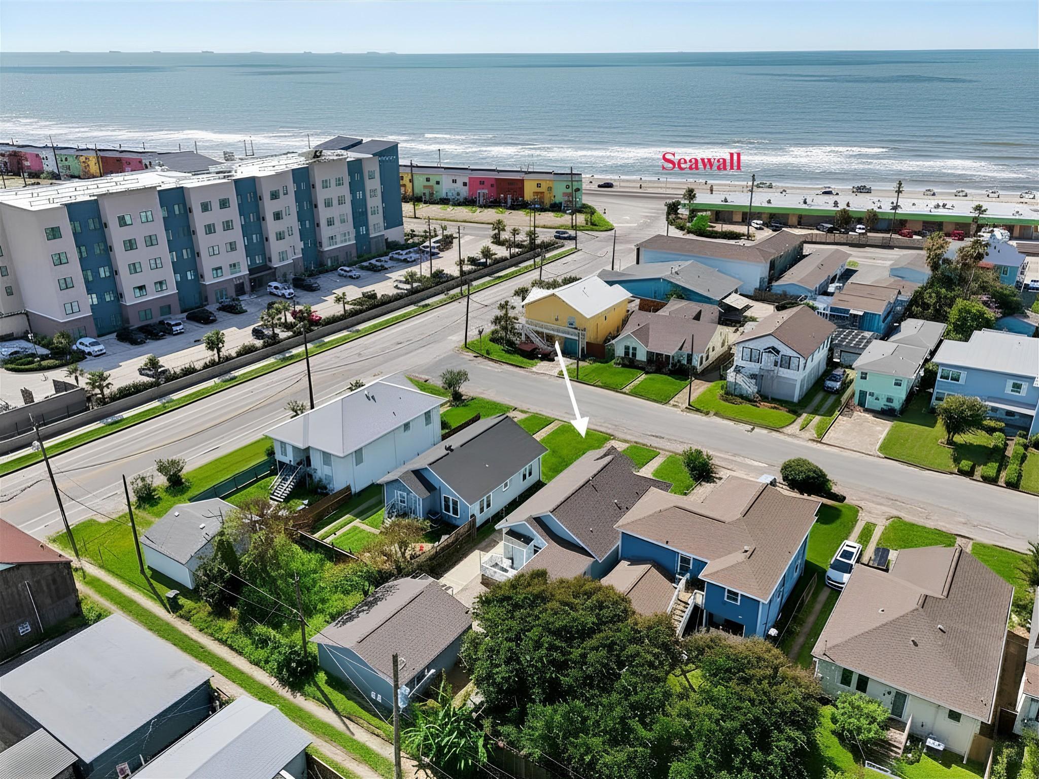 Image 4: Aerial view of walking distance to Seawall