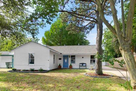 121 Marlin Avenue