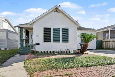 4921 Alamo Drive