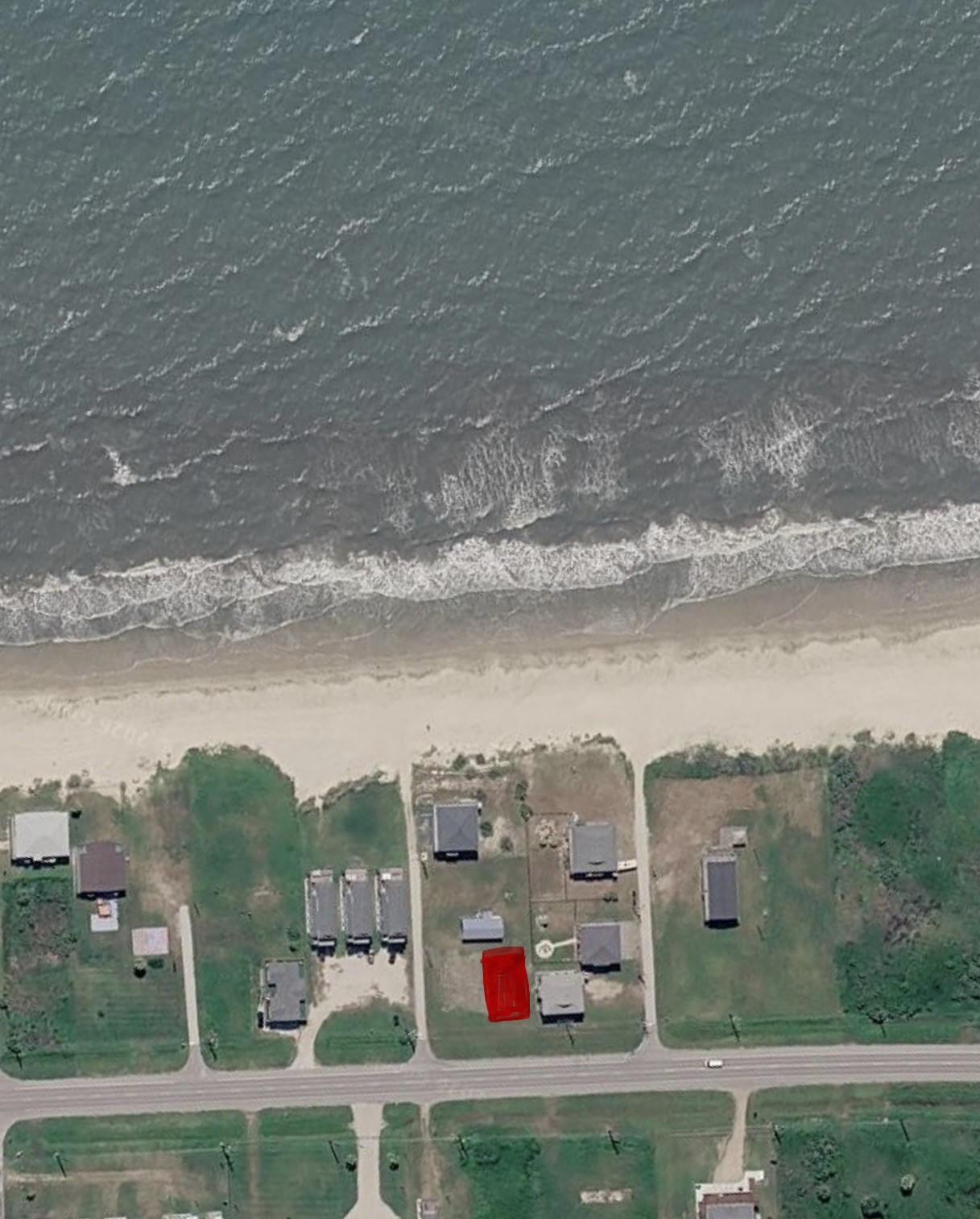 Image 3: Red Line is approx lot layout
