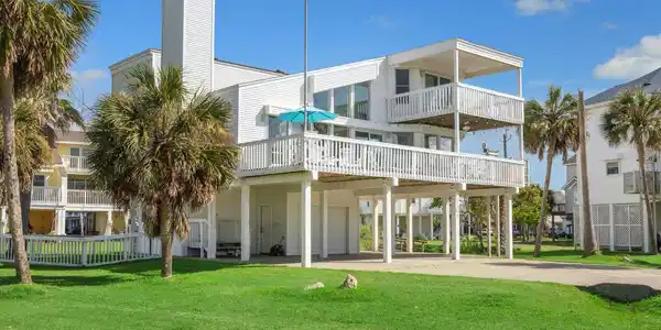 4101 Ghost Crab Lane
