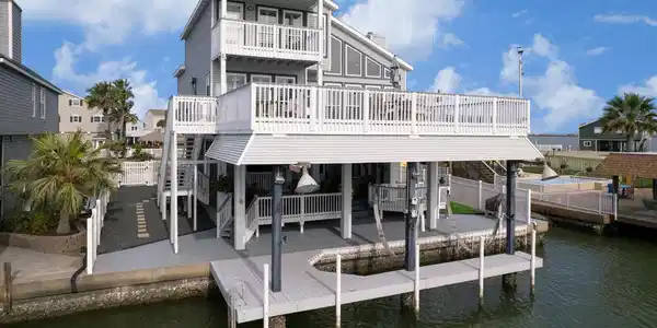 406 Tahiti Road