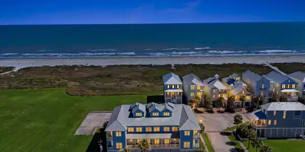 Image 3: Welcome to 1830 Seaside Drive, an immaculate secon
