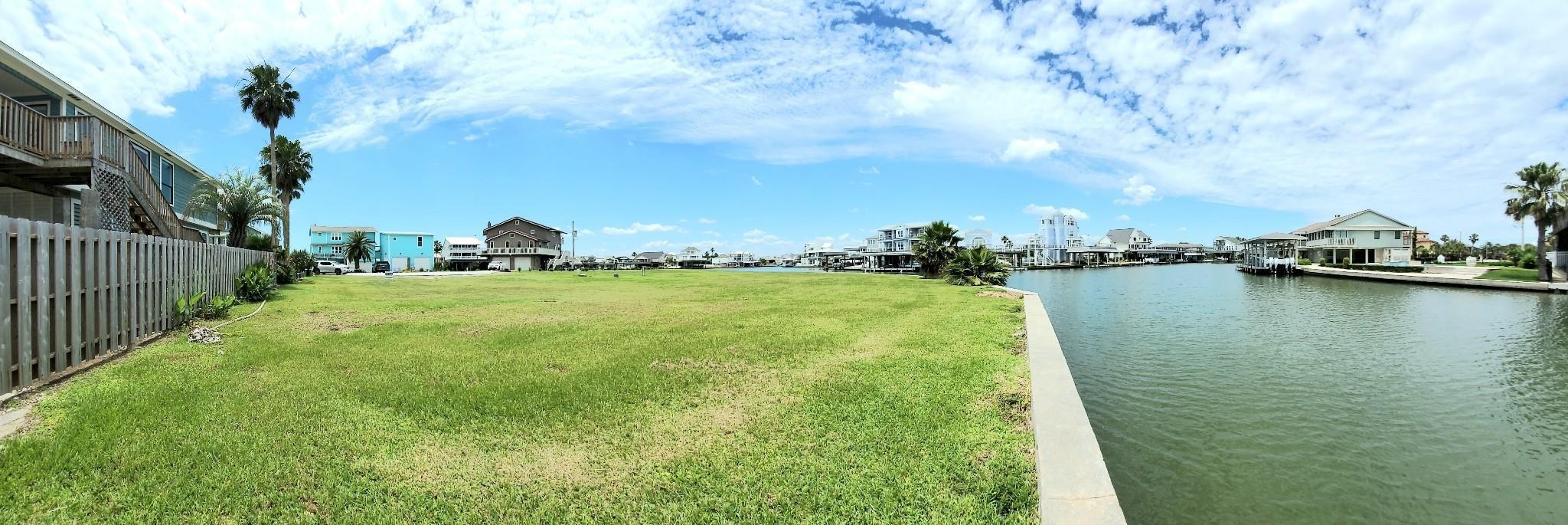 Image 4: view from bulkhead towards street