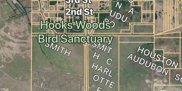 Image 2: Huge parcel located 1 mile North of the Gulf