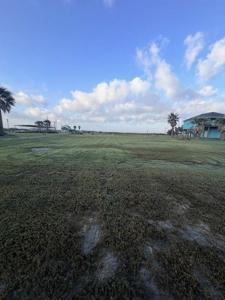 1125 North Ocean Drive