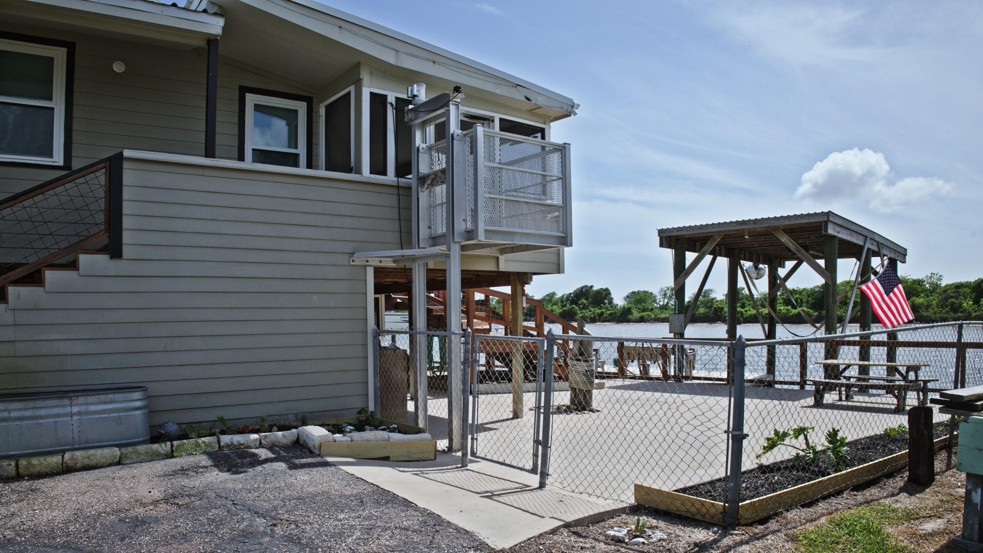 Image 4