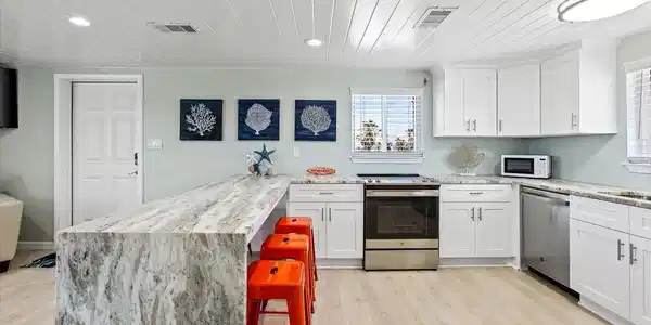 Image 4: Premium leathered finish marble quartz with waterf