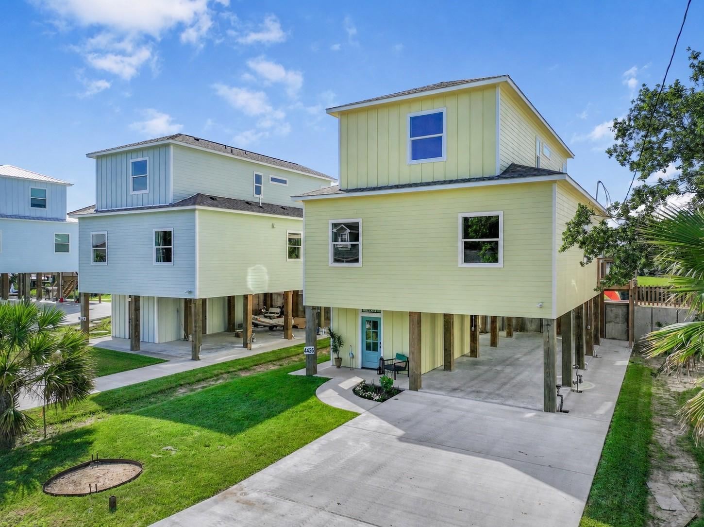 Image 1: Welcome to 4436 Shady Lake Drive in Seabrook, one