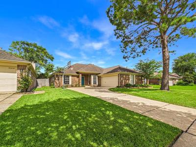 211 Hollander Court