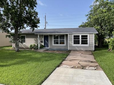 815 W 12th Street