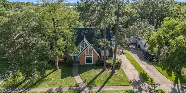 1019 Willow Vale Drive