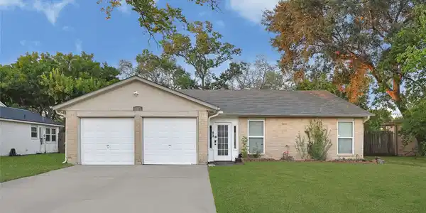 1100 N Heron Drive