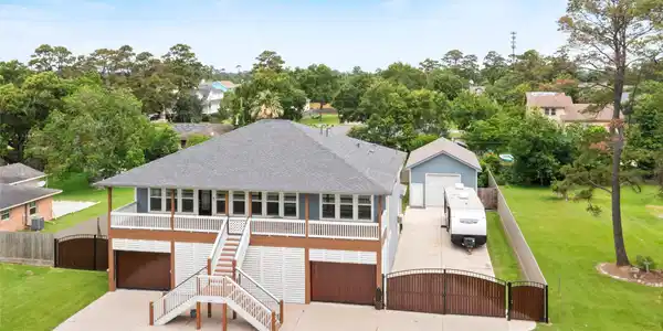 610 S Shady Lane