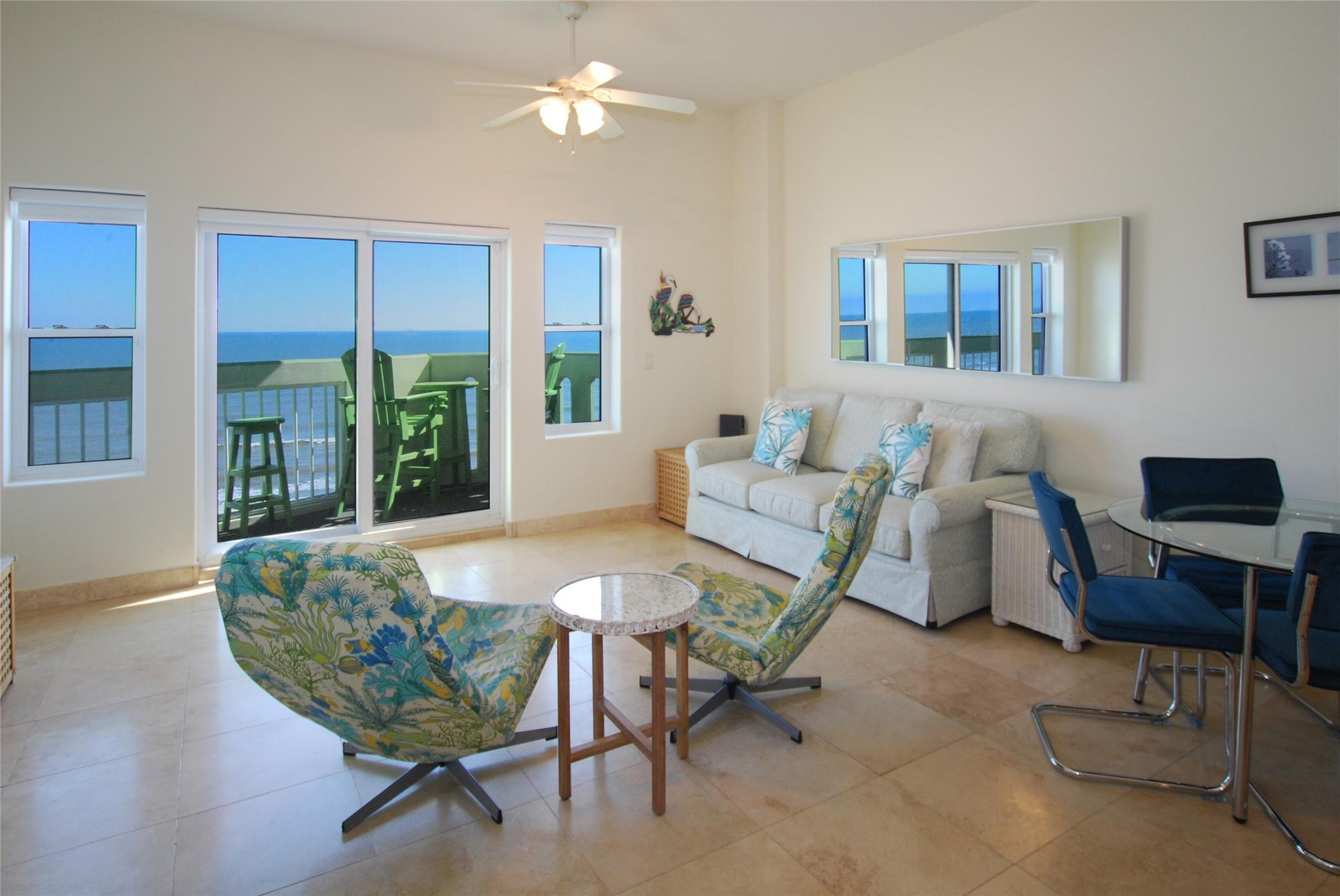 Image 4: Great view of the Gulf from the living space.